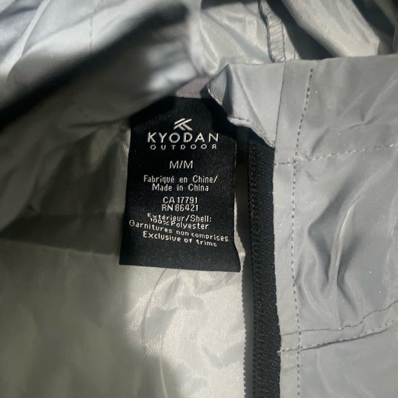 Reflective Rain Jacket - Picture 2 of 3